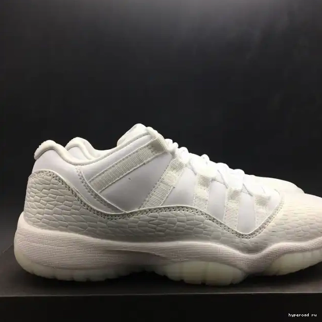 Frost Air 897331-100 Jordan White 11 Heiress Low 0516